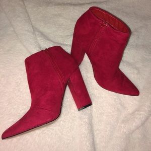 RED BOOTIES